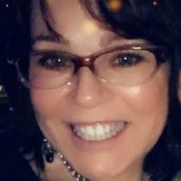 Meet your Posher,  Meg - Picture 3 of 3